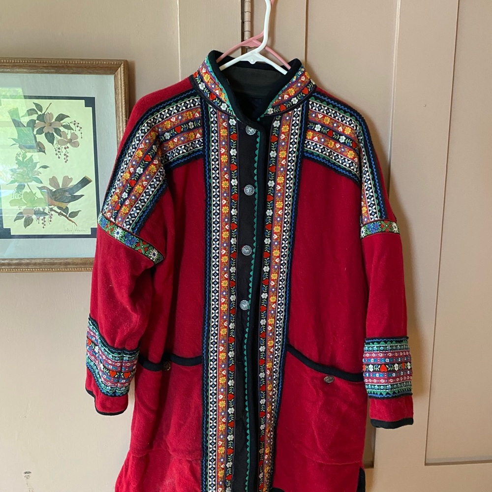 Orvis Embroidered Red Women's Coat